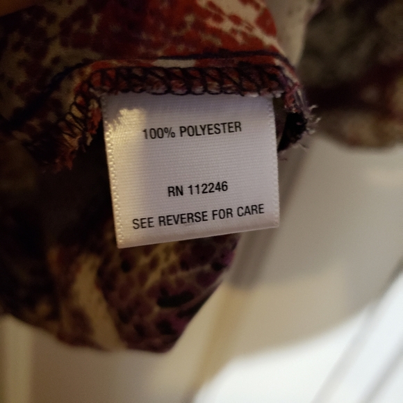 Sami & Jo: Color Snake Skin Top - Picture 7 of 7